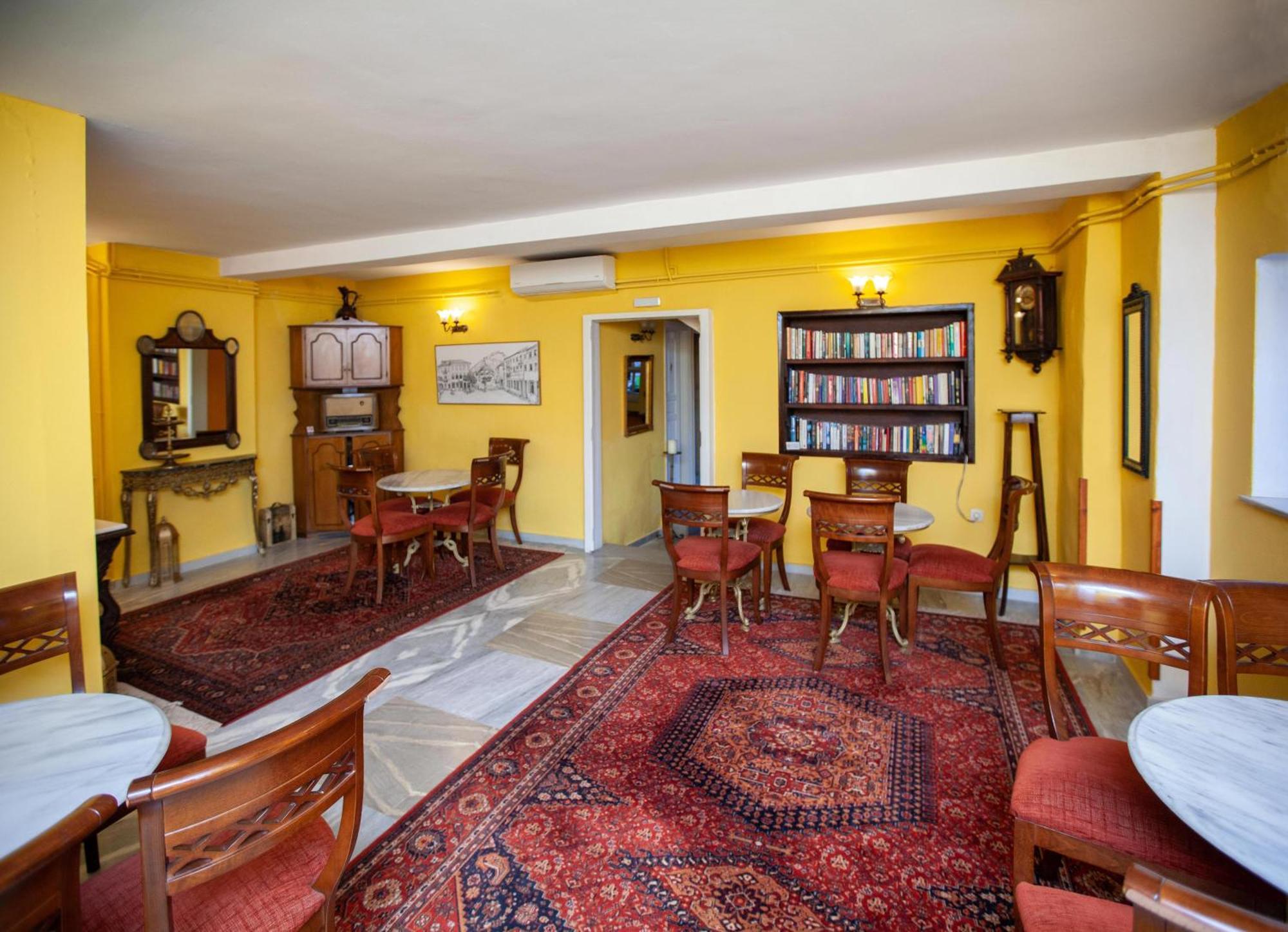 Byron Traditional Hotel Nafplio Exterior photo