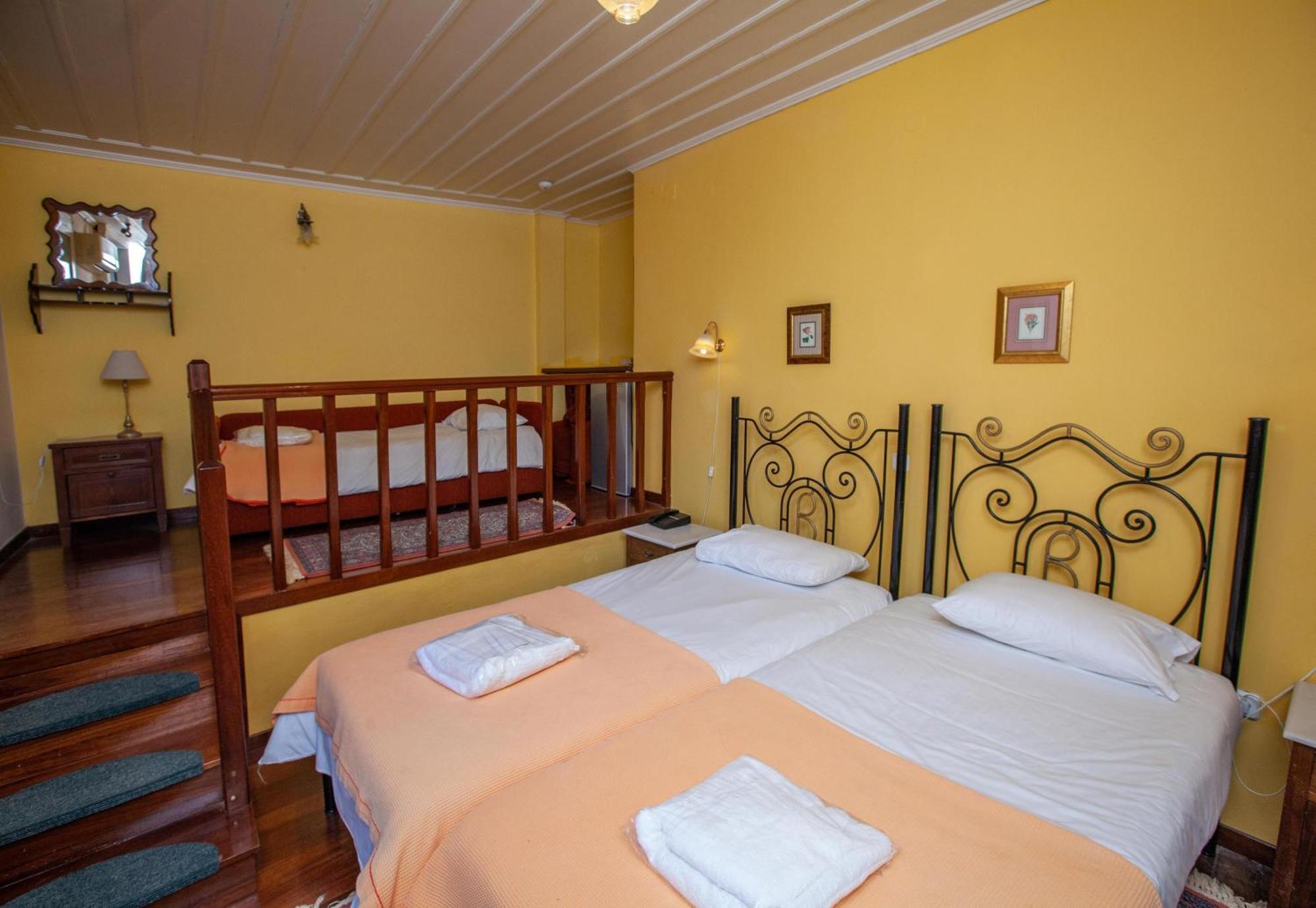Byron Traditional Hotel Nafplio Room photo
