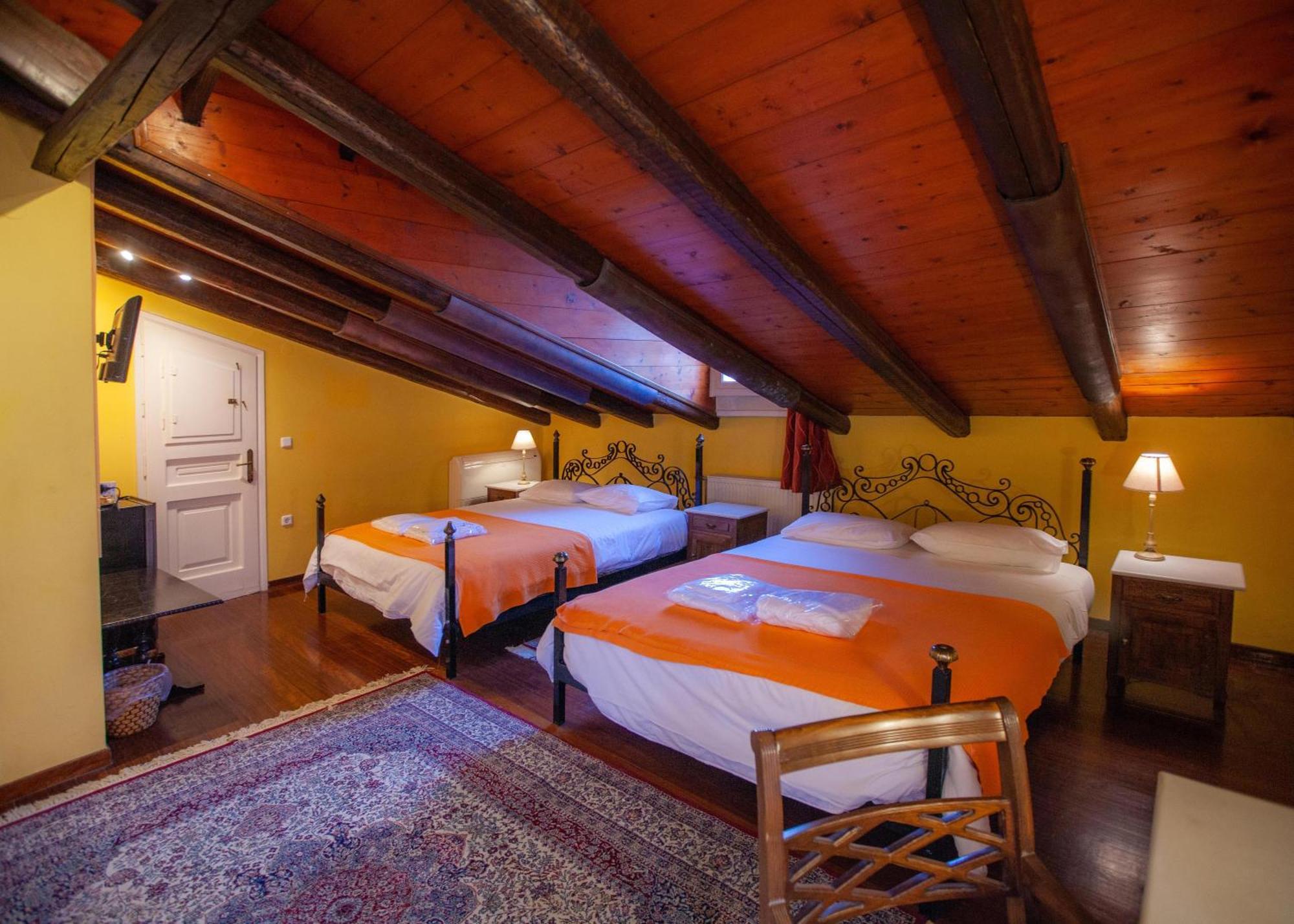 Byron Traditional Hotel Nafplio Room photo