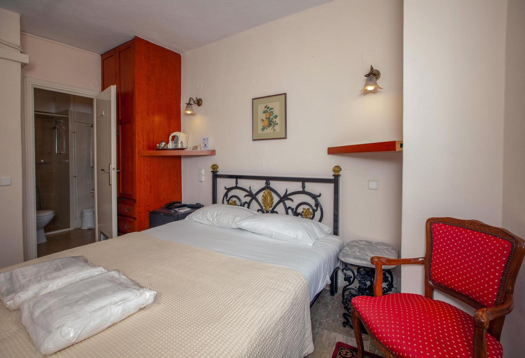 Byron Traditional Hotel Nafplio Room photo