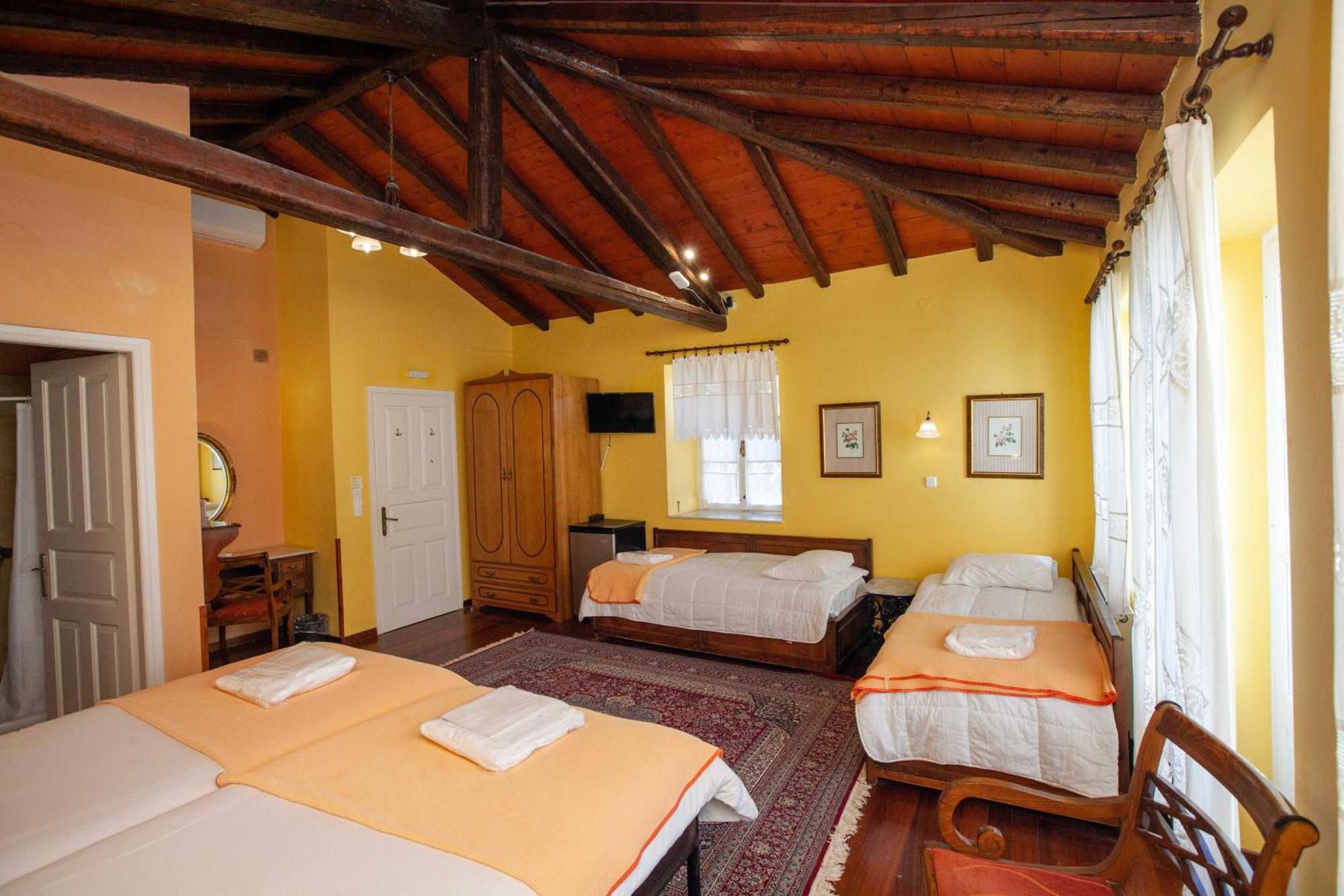 Byron Traditional Hotel Nafplio Room photo