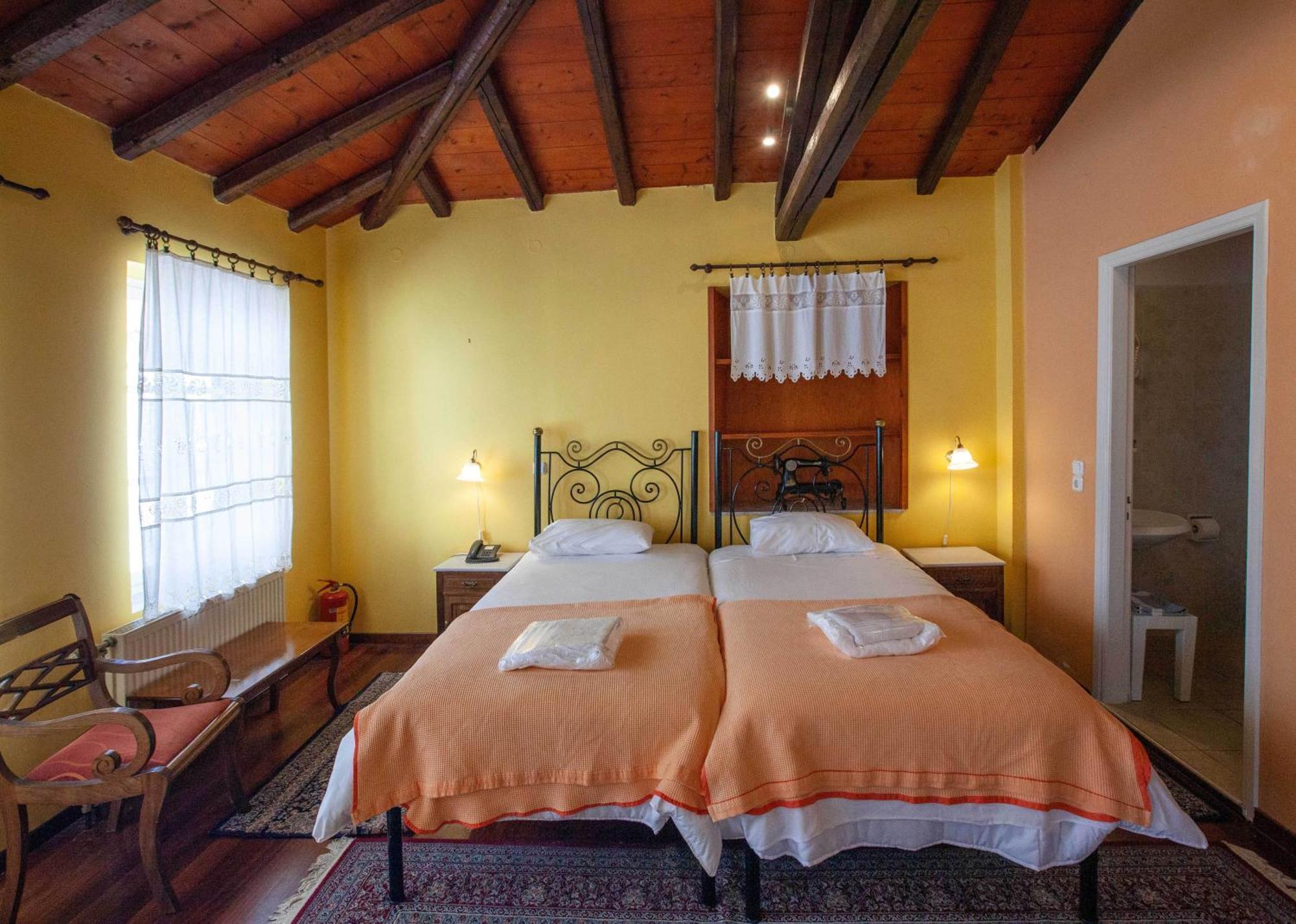 Byron Traditional Hotel Nafplio Exterior photo