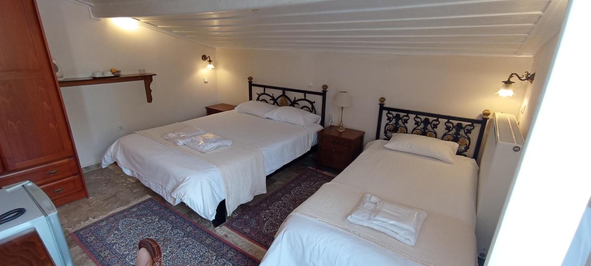 Byron Traditional Hotel Nafplio Exterior photo